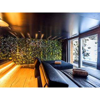 Smartbox  Romantica fuga di 2 notti con accesso alla Spa e cena a Zermatt - Cofanetto regalo 