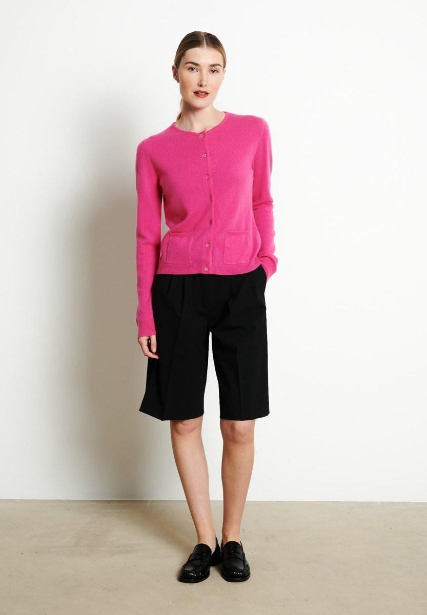 Studio Cashmere8 LILLY 4 Taillierte Strickjacke mit Rundhalsausschnitt  