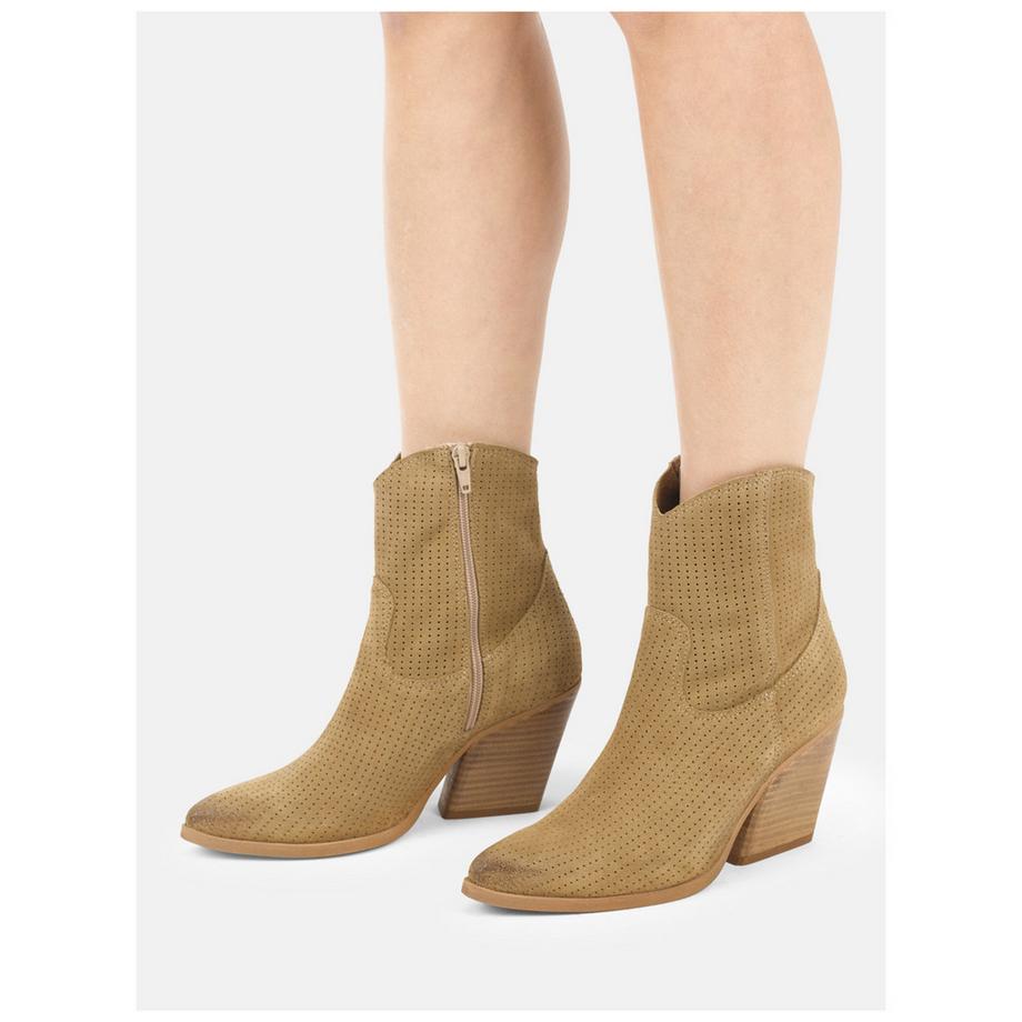 Felmini Perforierte Stiefelette mit Keilabsatz  
