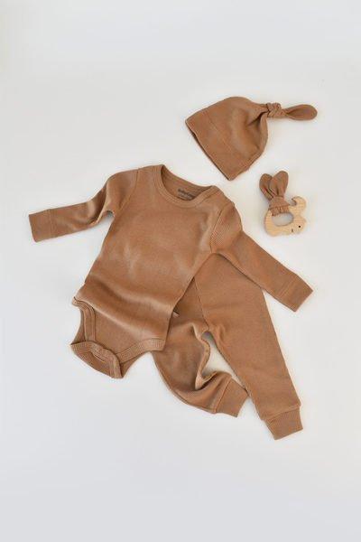 BabyCosy Organic  Set, Pantalon, Body manches longues, Bonnet 