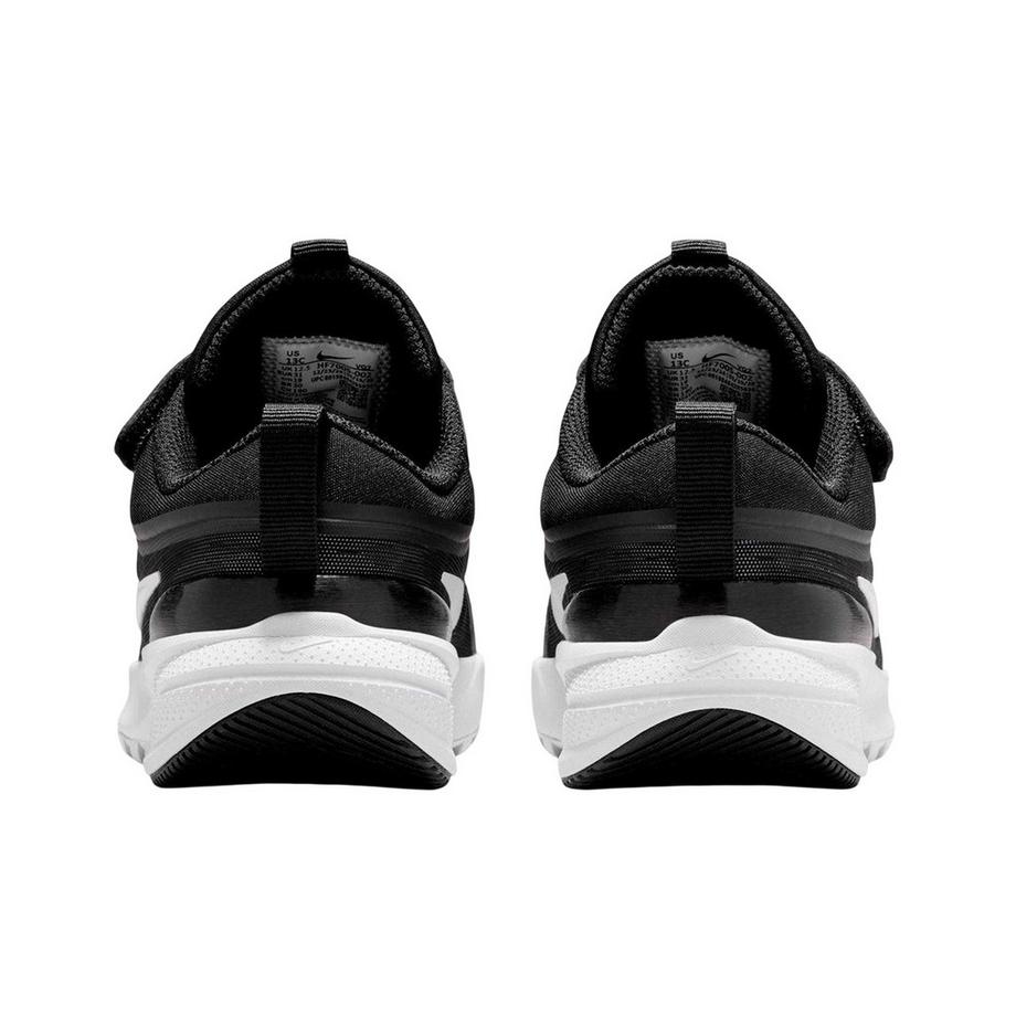 NIKE Star Runner 5 Sneaker  