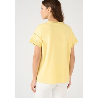 Damart  Tee-shirt broderies anglaises en pur coton biologique. 