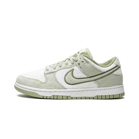 NIKE  Dunk Low SE Fleece 