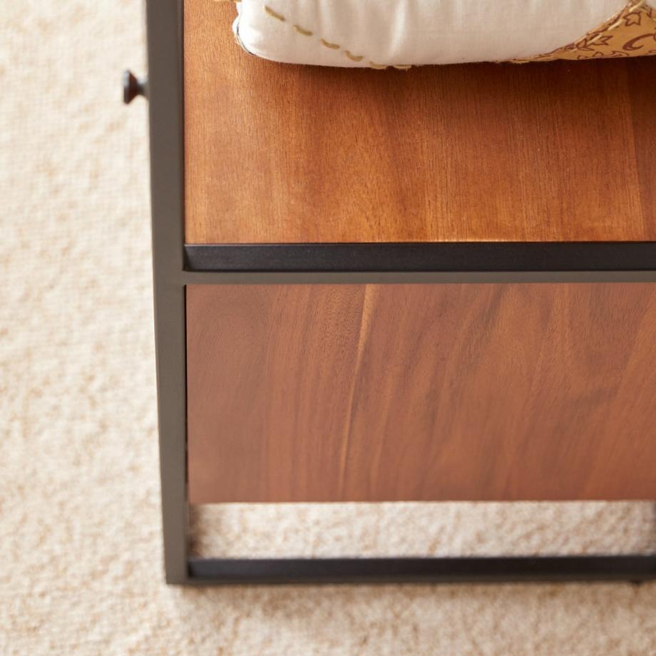 Tikamoon  Colonne enfant en acacia massif et métal Agra 