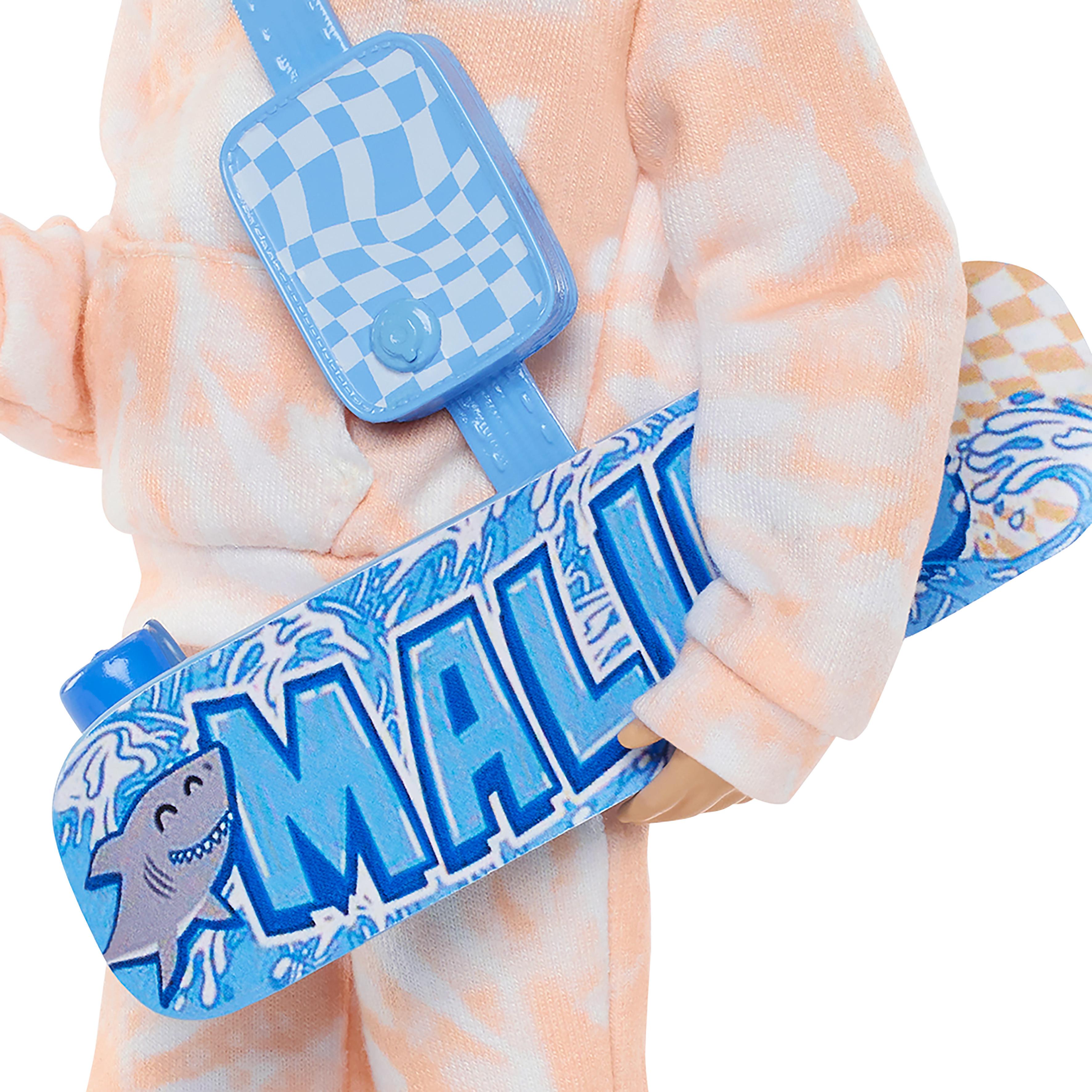 Barbie  Dream Besties Ken mit Skateboard 