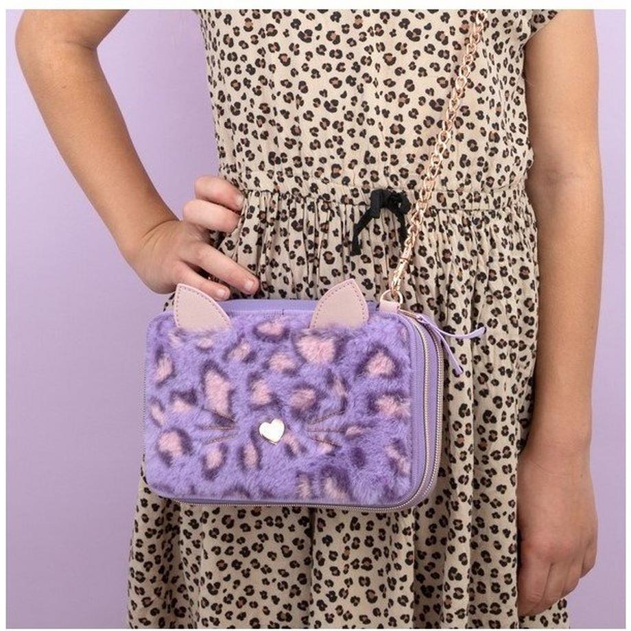Depesche  TOPModel 2-Taschen-Federtasche mit Kette LILAC LEO LOVE 