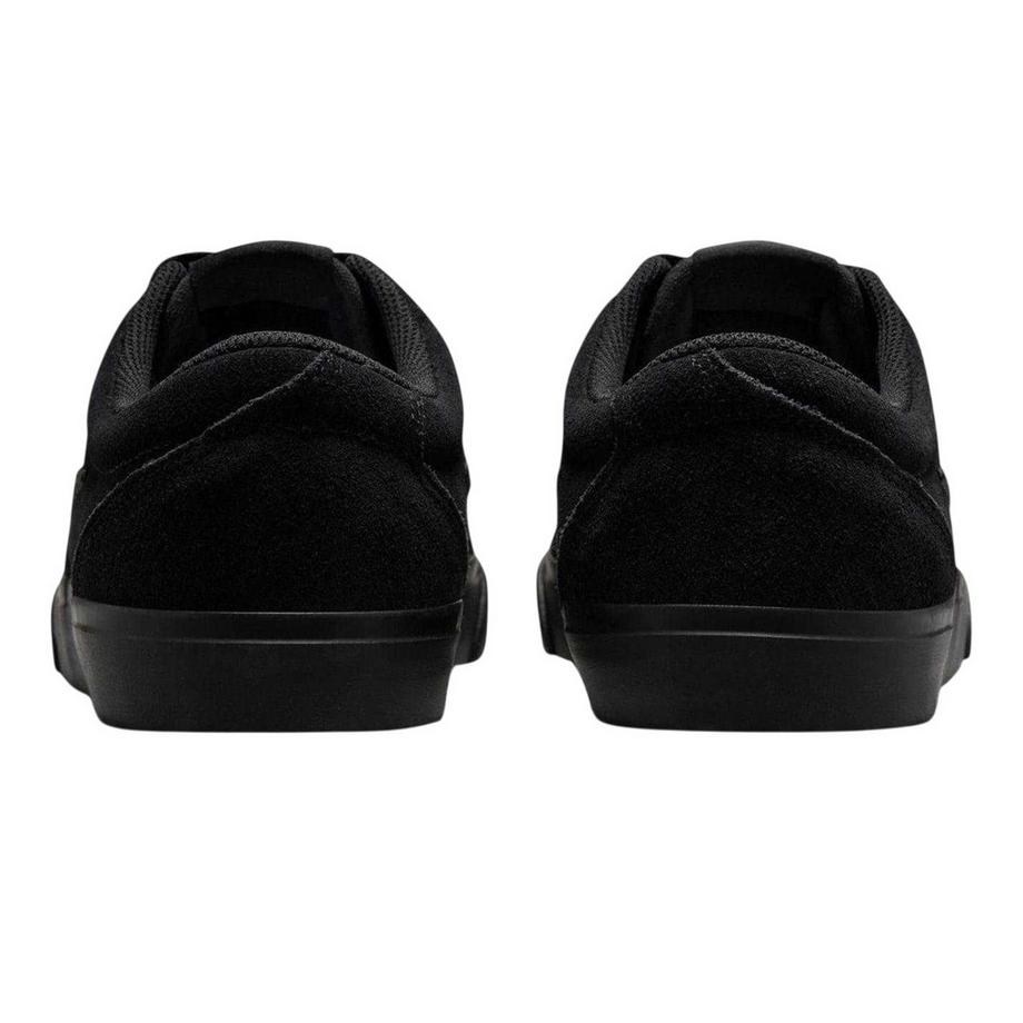 NIKE Charge Scarpe Taglio Basso in Pelle Scamosciata  