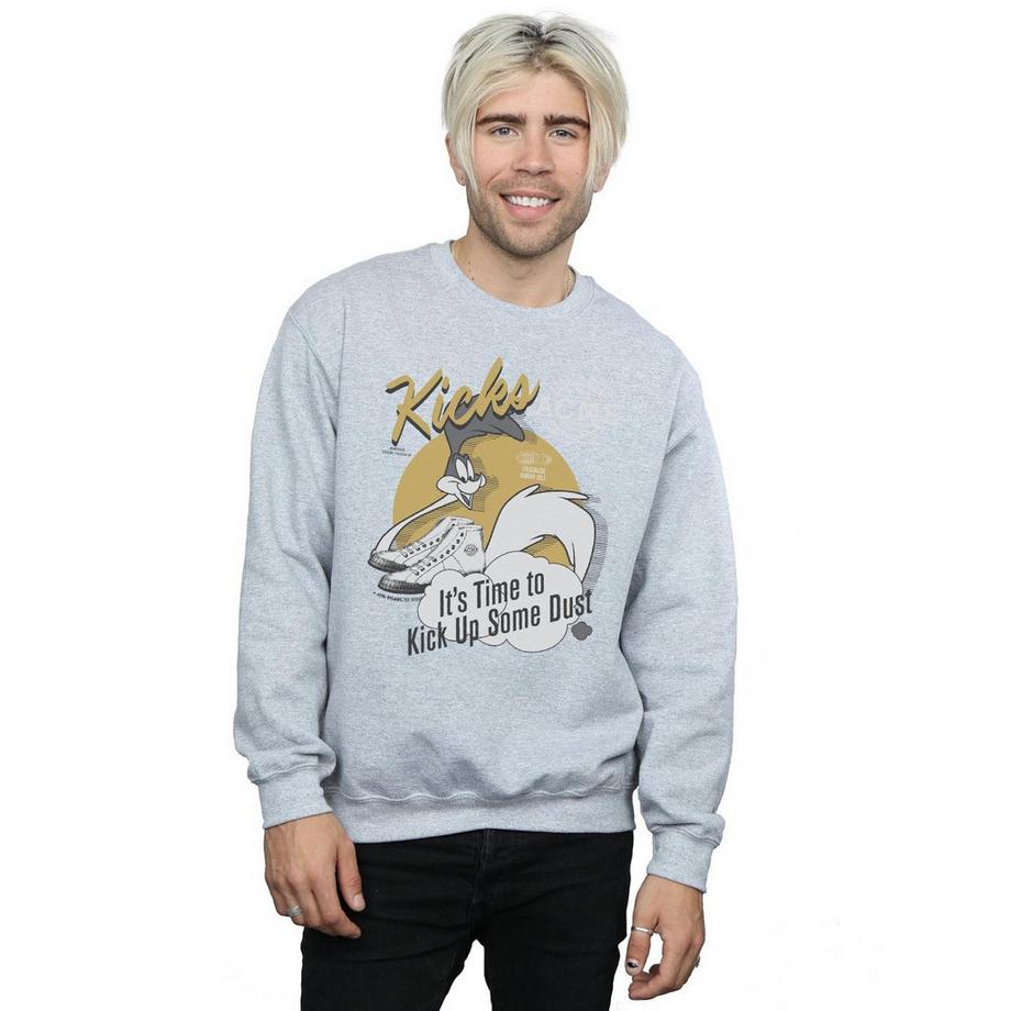 LOONEY TUNES Pepé Le Pew Kicks Sweatshirt  
