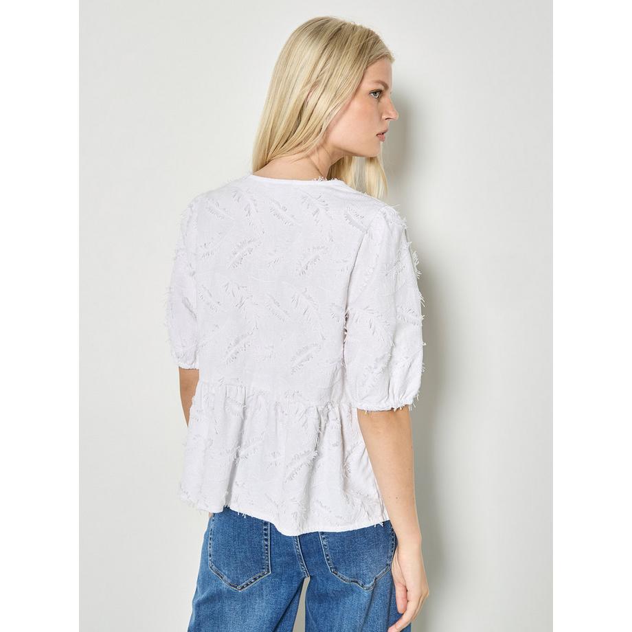 APRICOT Blouse en lin mélangé avec broderie en cils  