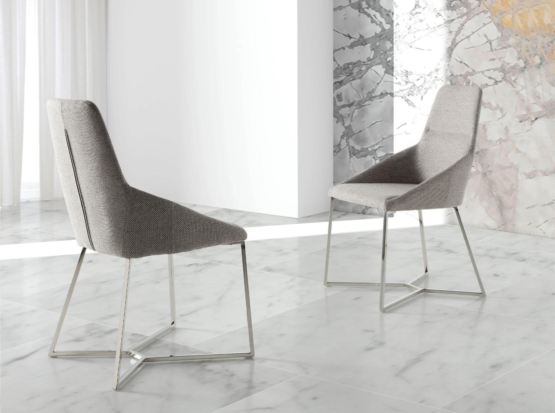 ANGEL CERDA Sedia in tessuto grigio  