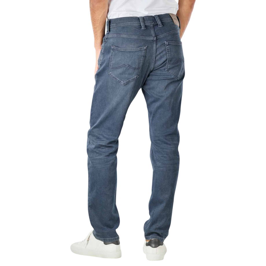 Mustang Oregon Tapered Fit Jeans  