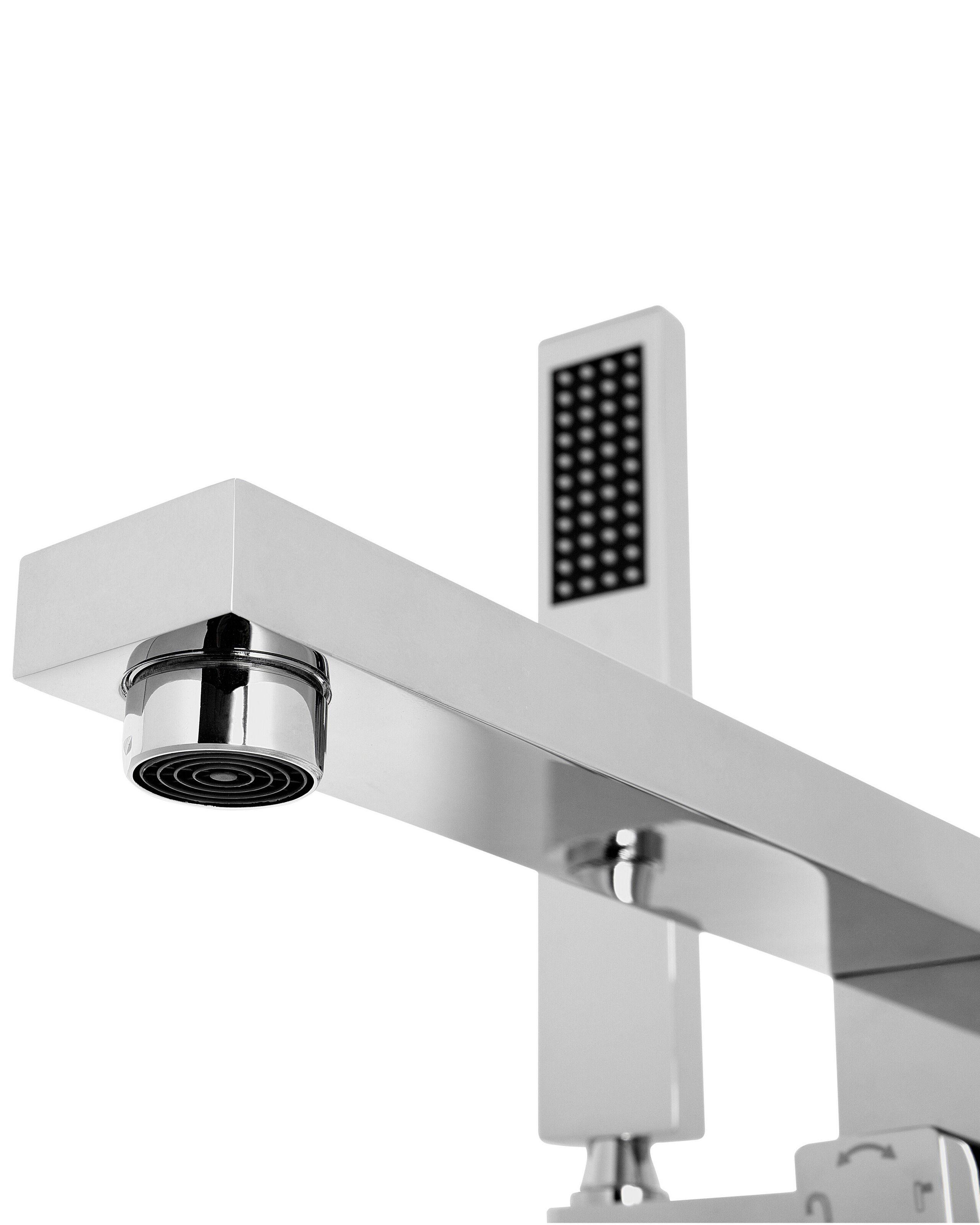 Beliani Robinet de baignoire autoportante en Matière synthétique Moderne DELLA  