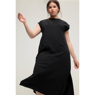 Studio Untold  Robe midi en jersey oversized à encolure ronde et sans manches. Ouverture de type fente sur le côté 