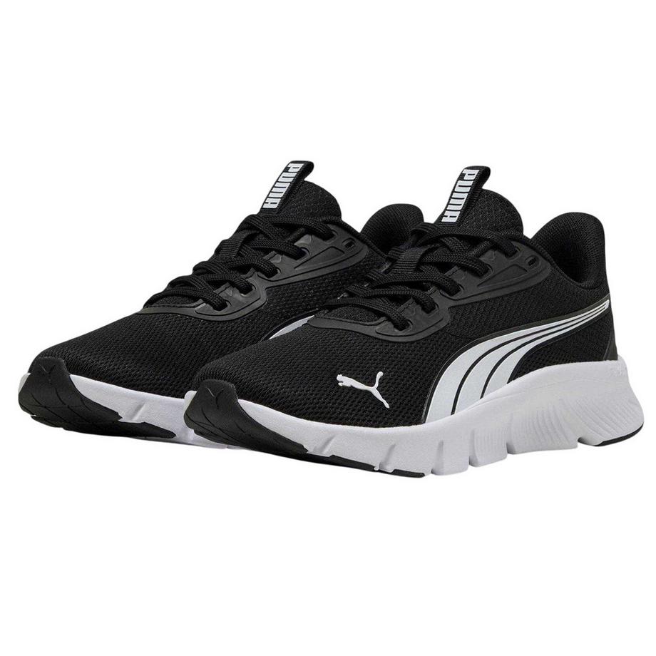 PUMA Flexfocus Low Top Sneaker  