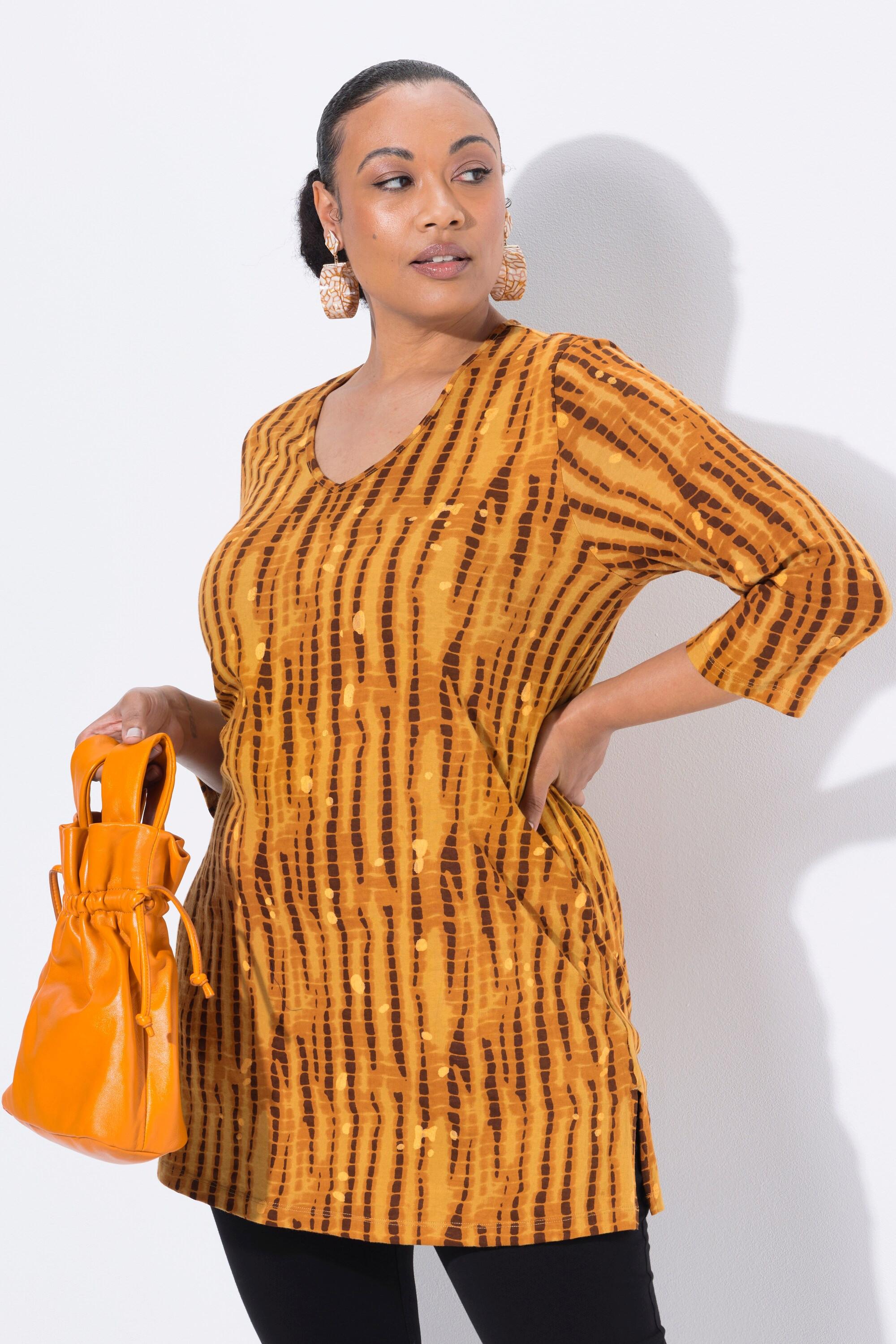 Ulla Popken T-shirt long motif batik coupe évasée col en V manches 3/4  