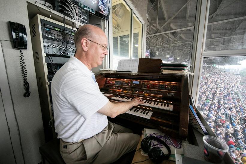 Living The Dream: Longtime Chicago Cubs Organist Gary Pressy Reflects On His Career