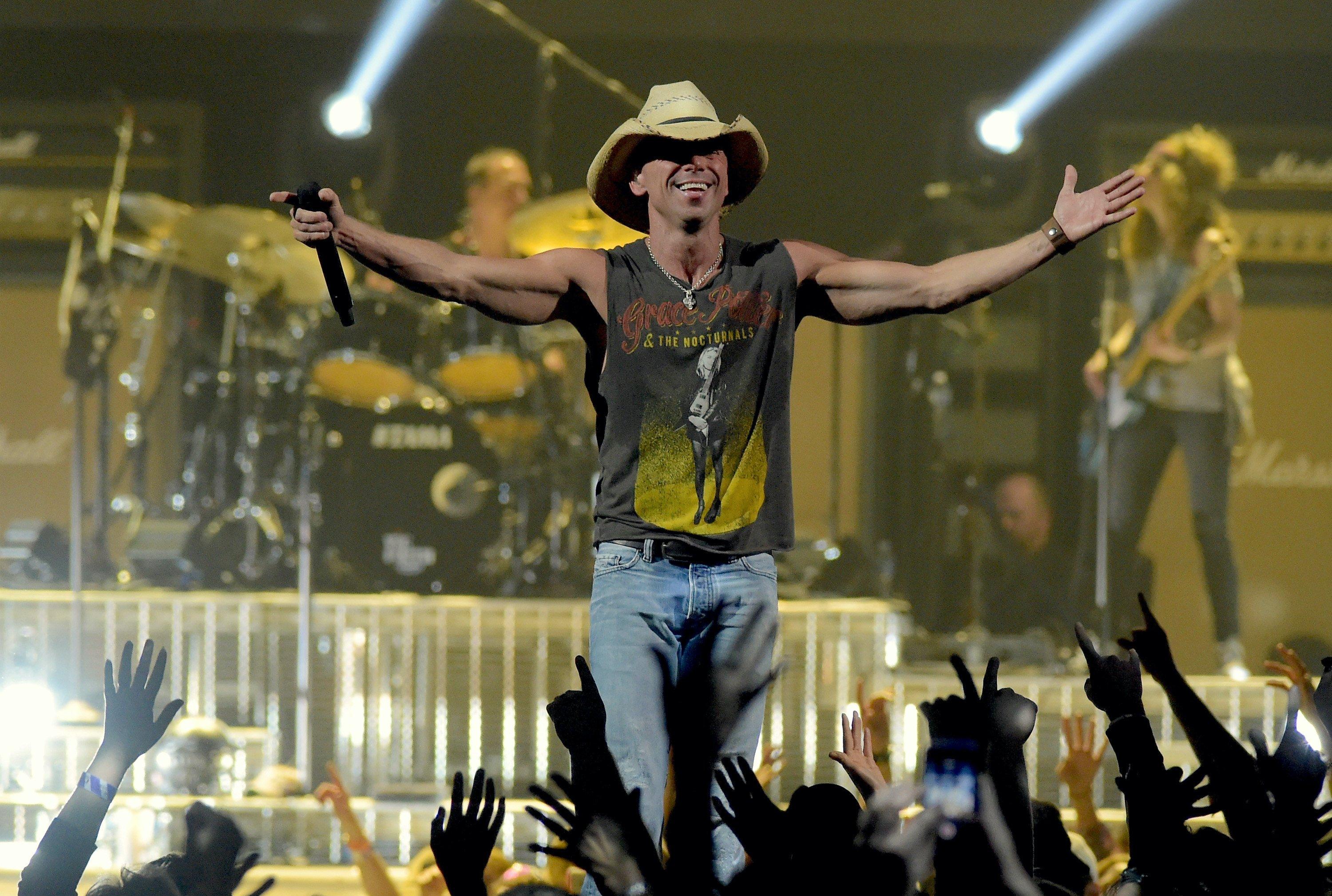 Kenny Chesney Shares Pic at Gillette Stadium Ahead of Shows