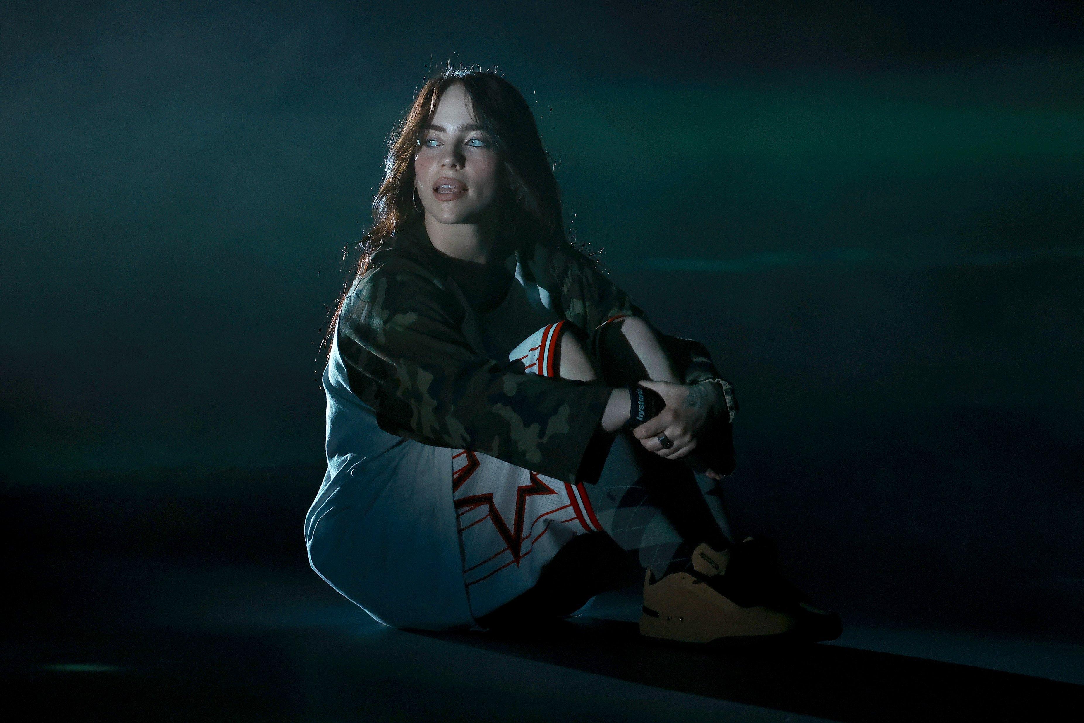 Billie Eilish Fully Embraces Herself On 'Hit Me Hard And Soft': 5 ...