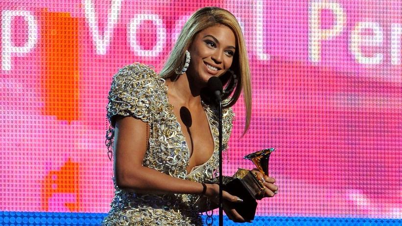 GRAMMY Rewind: Watch Beyoncé Win A GRAMMY For "Halo" During Her Record-Setting Night In 2010
