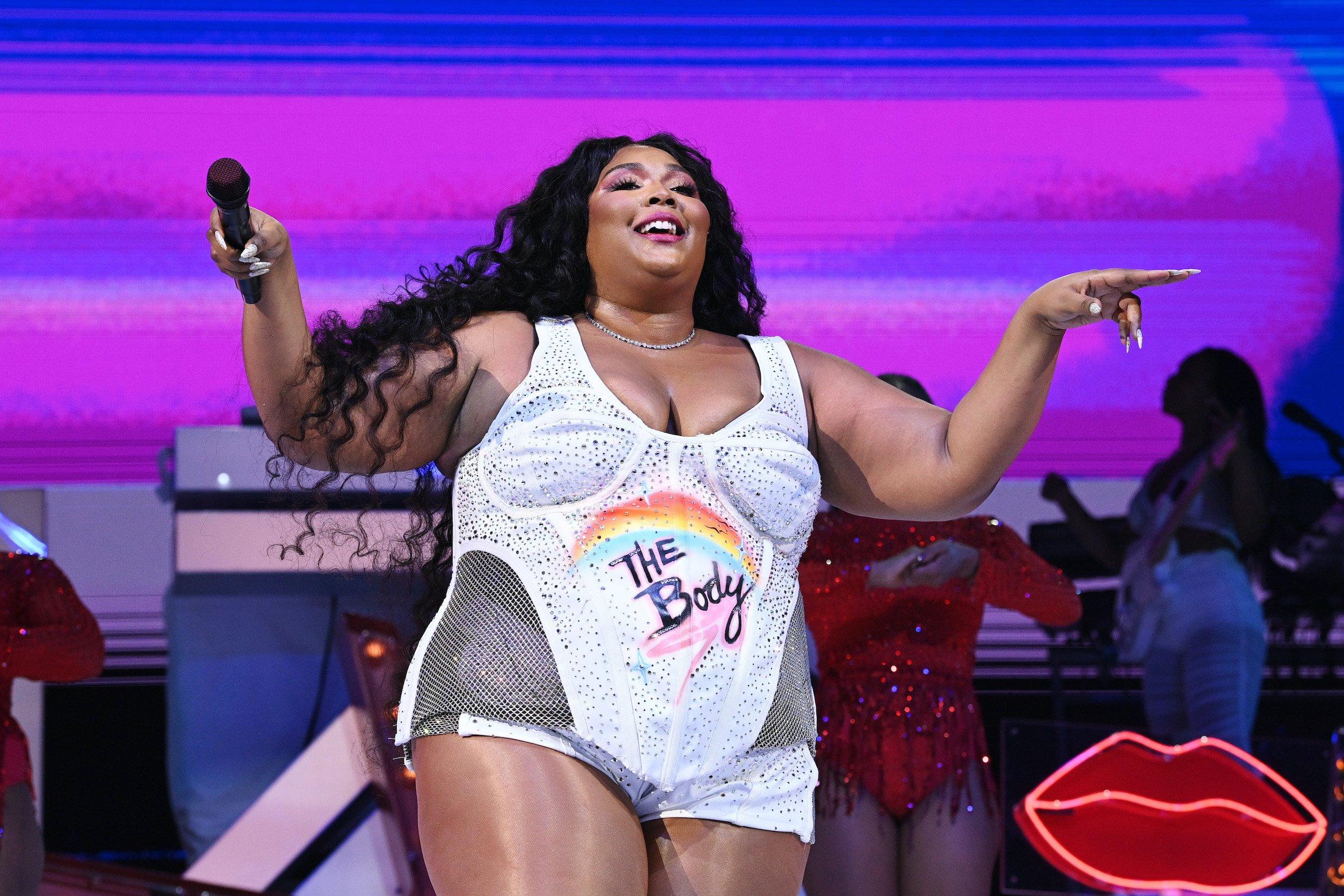 Lizzo Rocks Sparkling Bodysuit for Coachella 2019 Performance