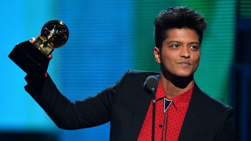 Bruno Mars is begging the Grammys to let him perform