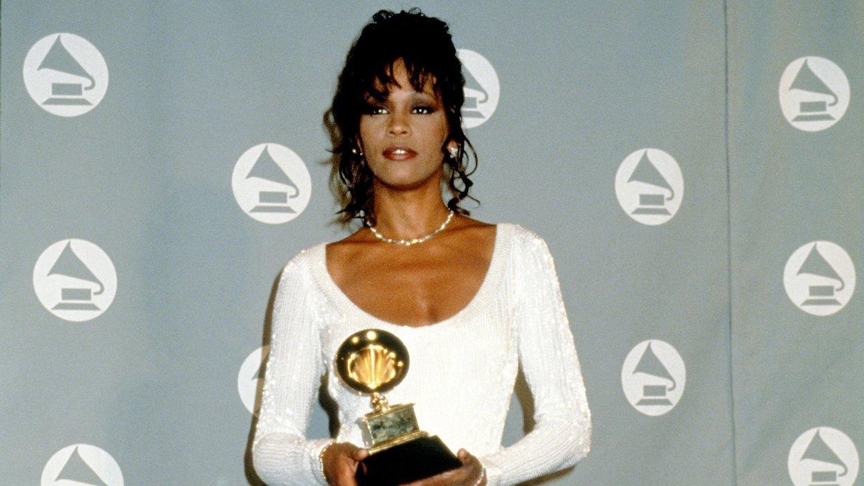 Whitney Houston's “I Will Always Love You” video reaches a billion