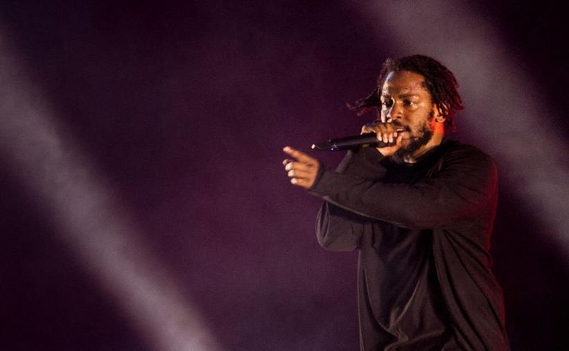 Kendrick Lamar's new album cover suggests he's a dad of 2