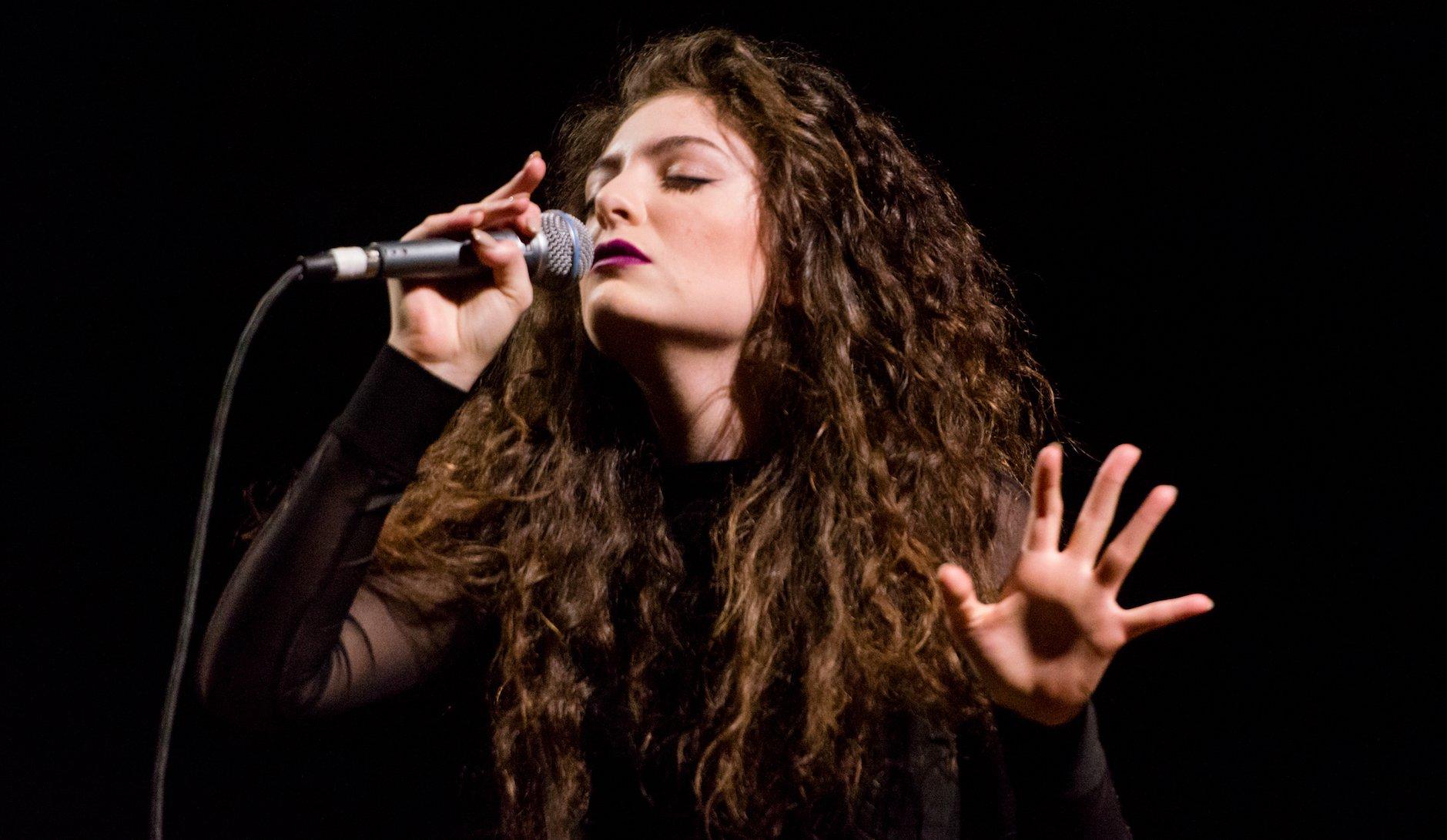 Lorde performing in 2013