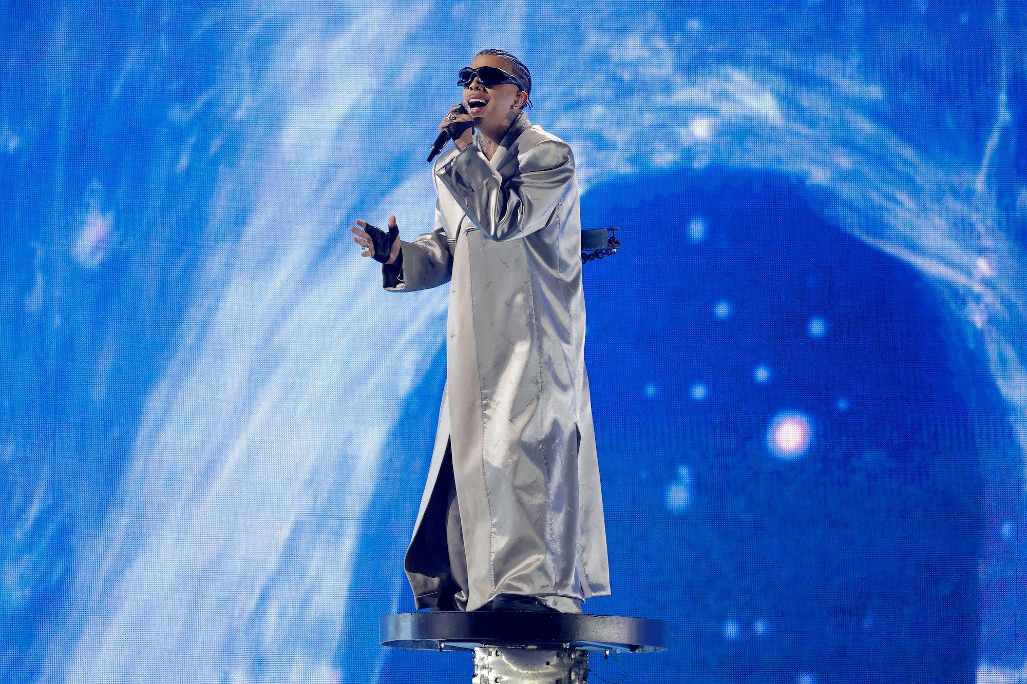 2022 Latin GRAMMYs Rauw Alejandro Performs A Celestial Medley Of
