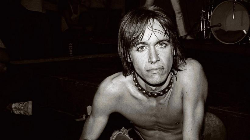 Sound Bites: Iggy Pop Explains How A "Primal Groove" Was The Genesis Of His Raw Power Onstage