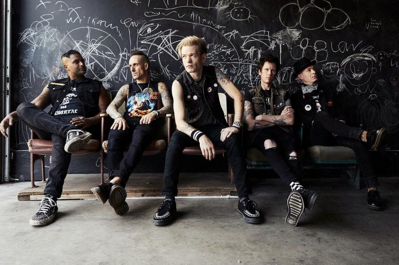 Sum 41 Says Farewell: Deryck Whibley Shares His Favorite Memories With The Pop-Punk Icons
