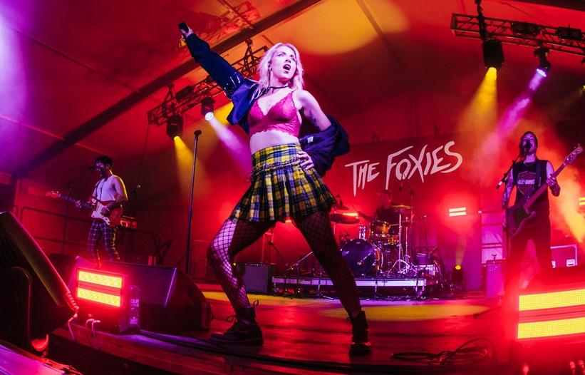 The Foxies performing at Bonnaroo