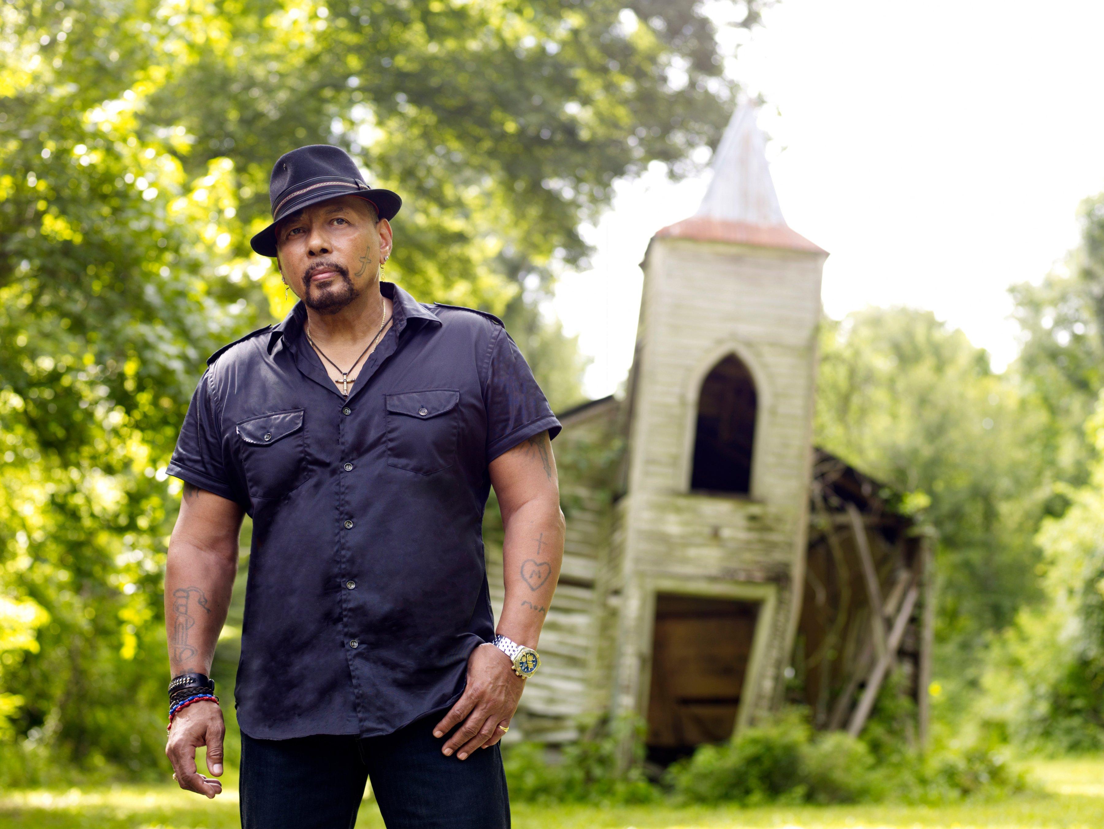 Aaron Neville