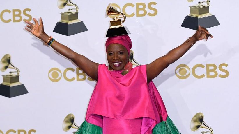 African Grammy Winners Angelique Kidjo ?w=821&sm=c