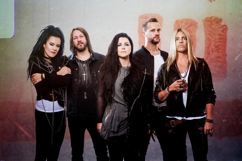Evanescence's Amy Lee Talks Musical Evolution, Growing Up & Life Under Quarantine
