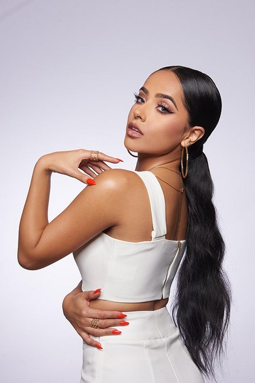 Becky G se suma al primer programa virtual Latin GRAMMY En Las Escuelas™ que unirá 20 escuelas a nivel internacional 