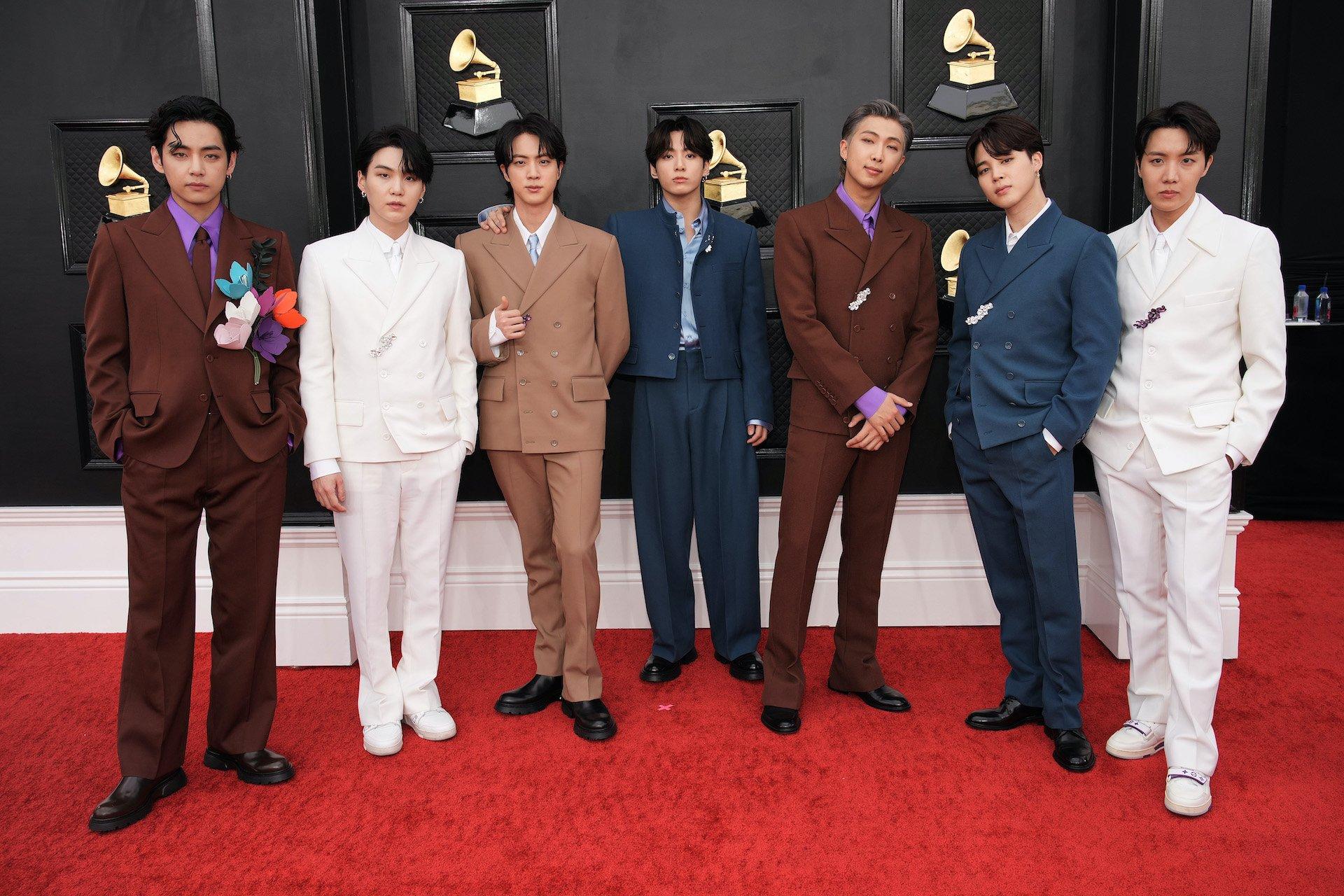 10 Must-See Moments From The 2022 GRAMMYs: BTS Do James Bond, Olivia  Rodrigo Cleans Up, Jon Batiste Channels Freedom