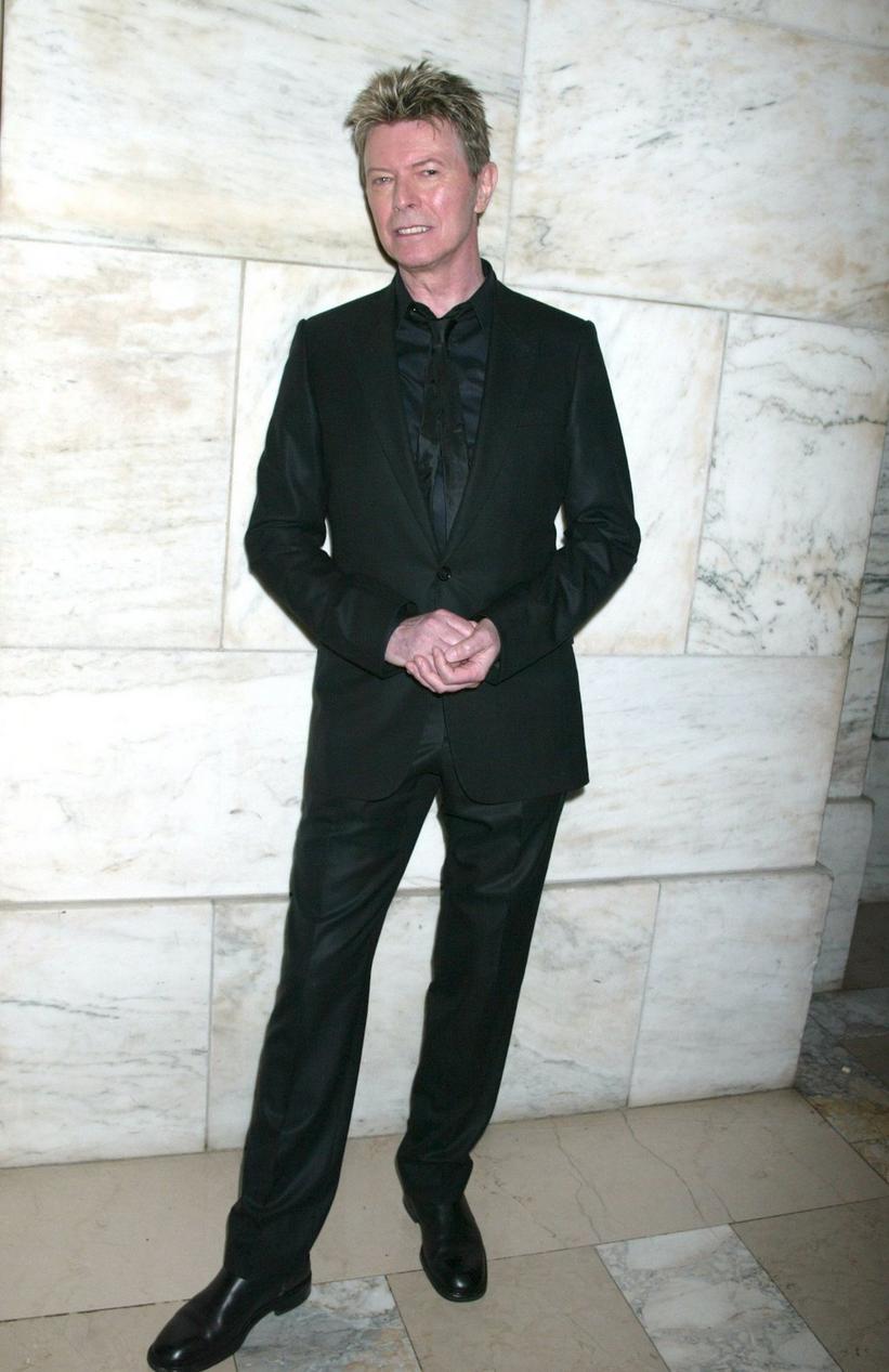 Fashion: One Memorable Look: Mr David Bowie Styles Out His Mid-Thirties In  A Suit, The Journal