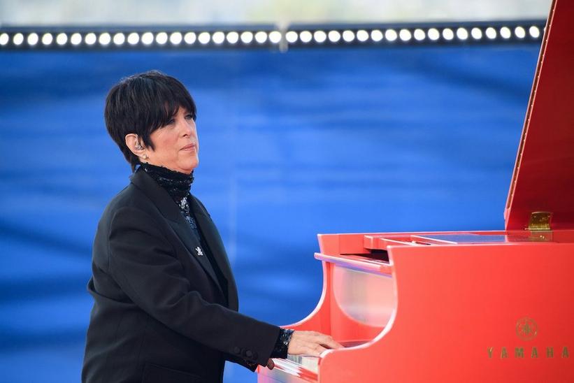 Laura Pausini & Diane Warren Perform An Ascendant Version Of "Io Si/Seen" From 'The Life Ahead' At 2021 Oscars