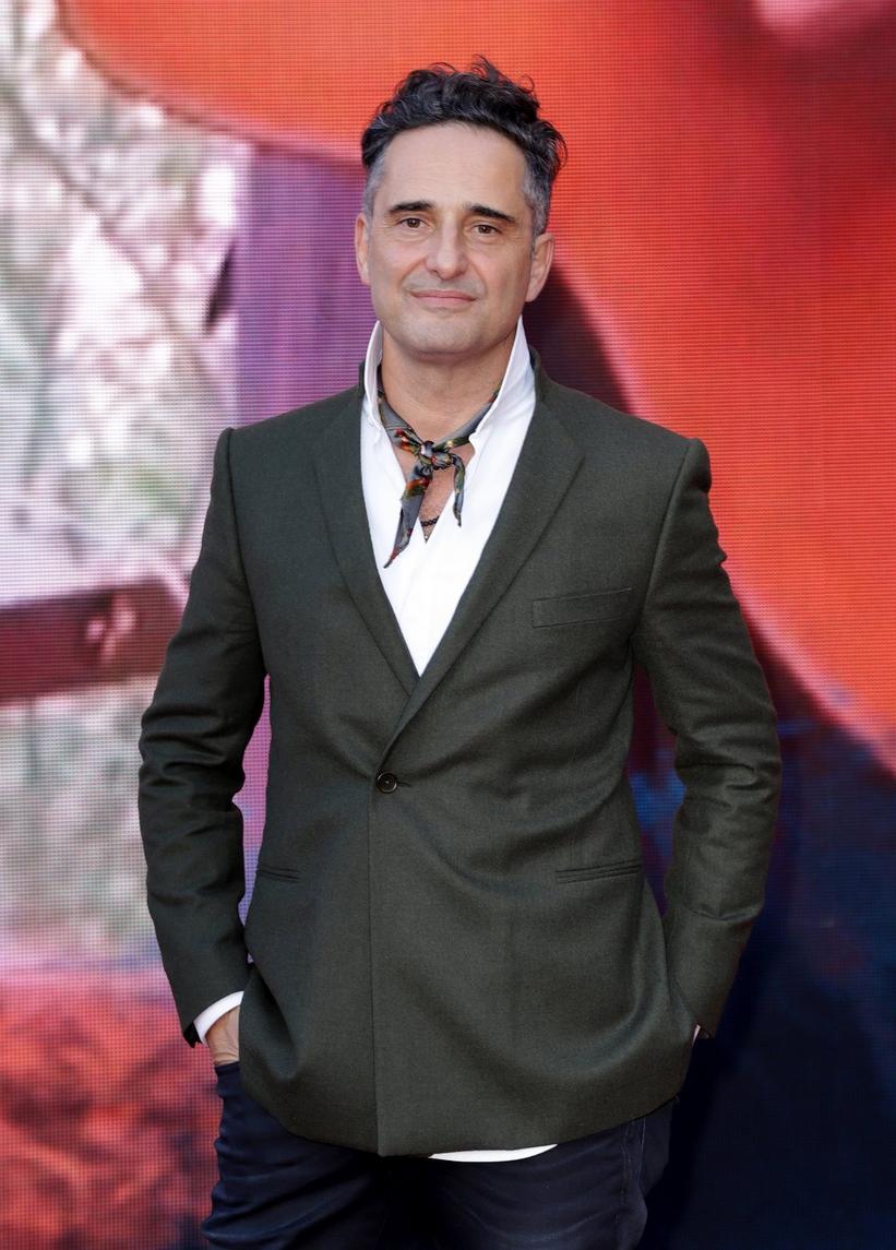 Jorge Drexler Wins Song Of The Year Latin GRAMMY For "Telefonía"