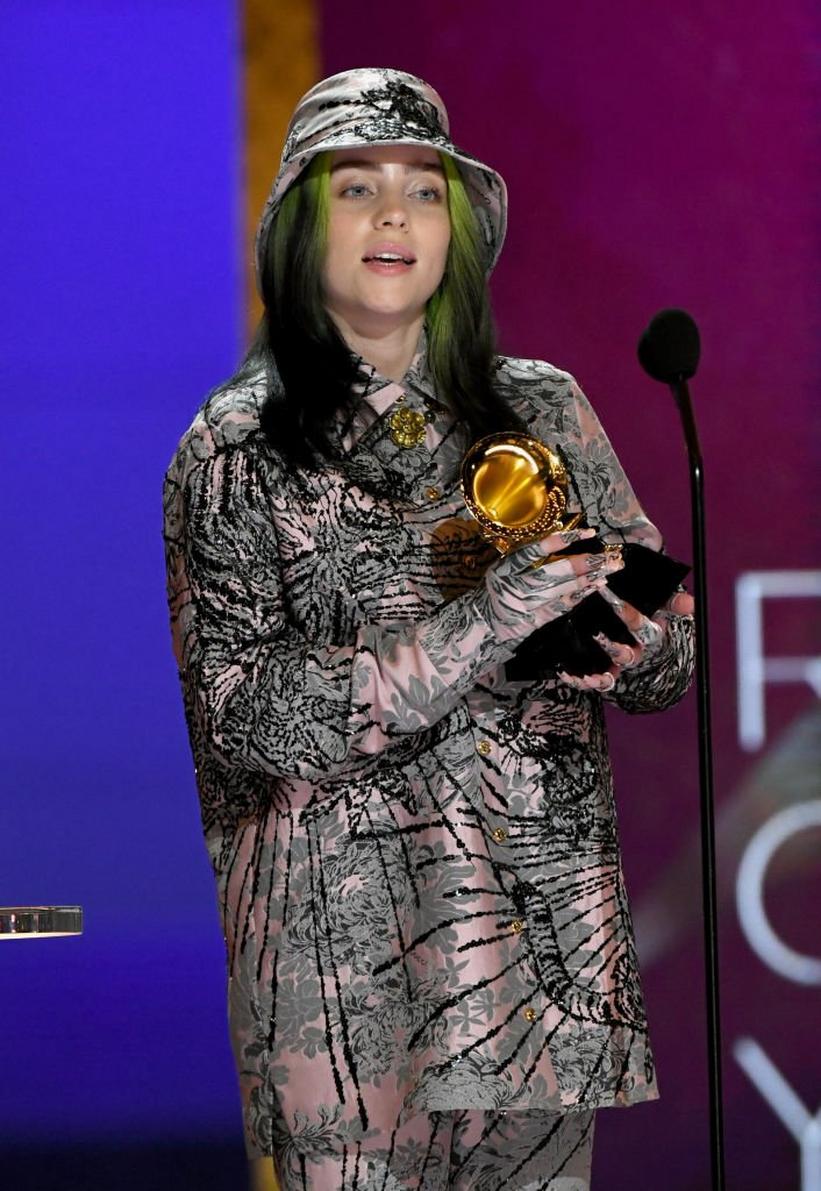 Billie Eilish Wins Record Of The Year For "everything i wanted" 2021