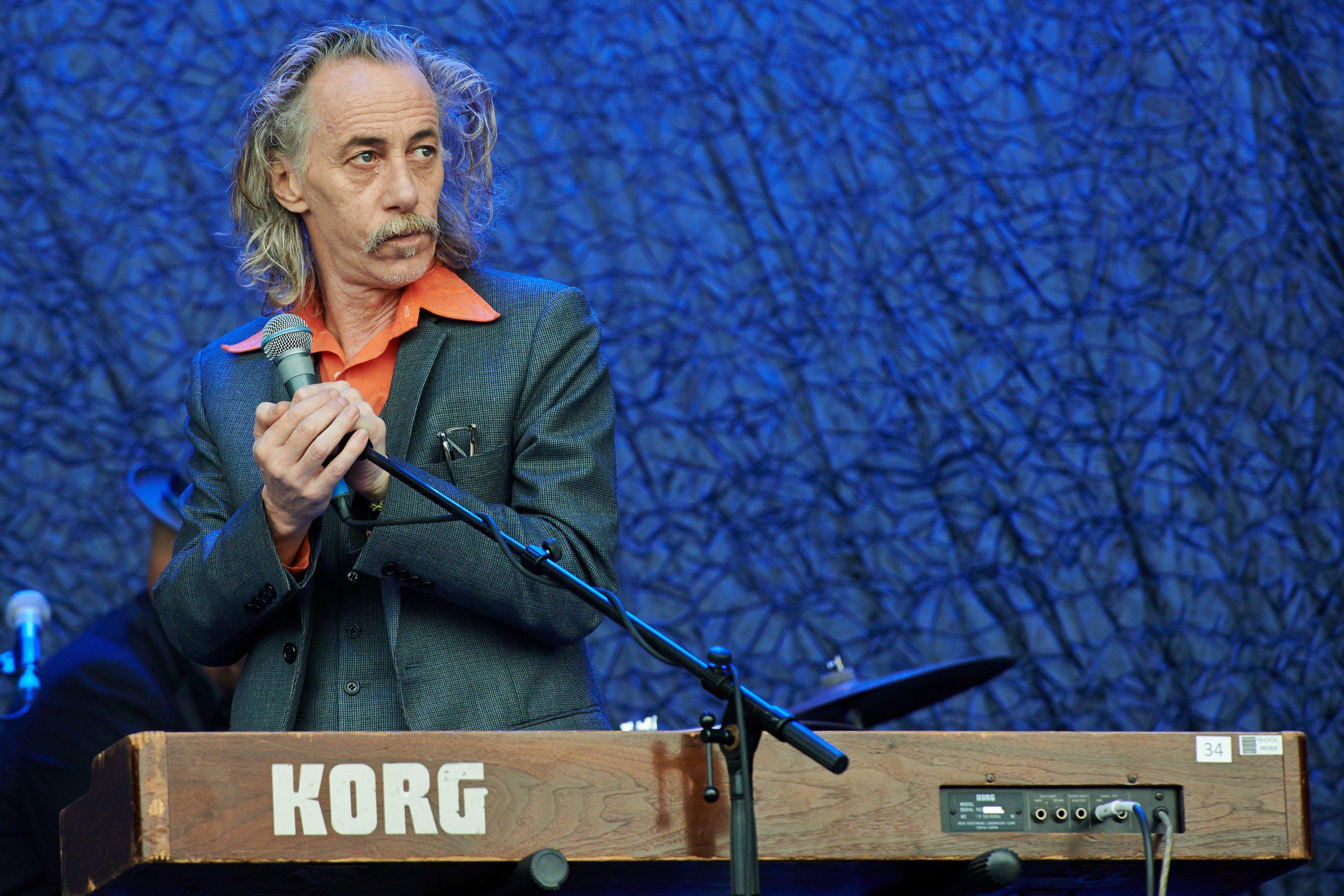 Conway Savage, Keyboardist of Nick Cave & The Bad Seeds, Dies At 58 |  GRAMMY.com