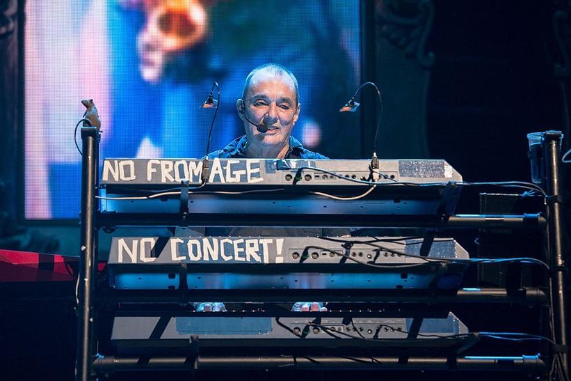 The Stranglers Keyboardist Dave Greenfield Dies At 71 