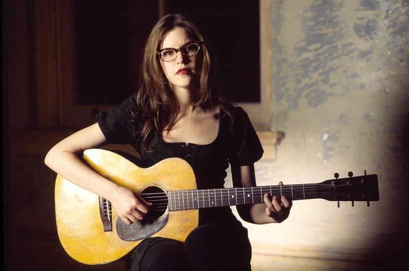 Making Heads Or 'Tails' Of Success: Lisa Loeb Celebrates 25 Years Of Her Major-Label Debut Album