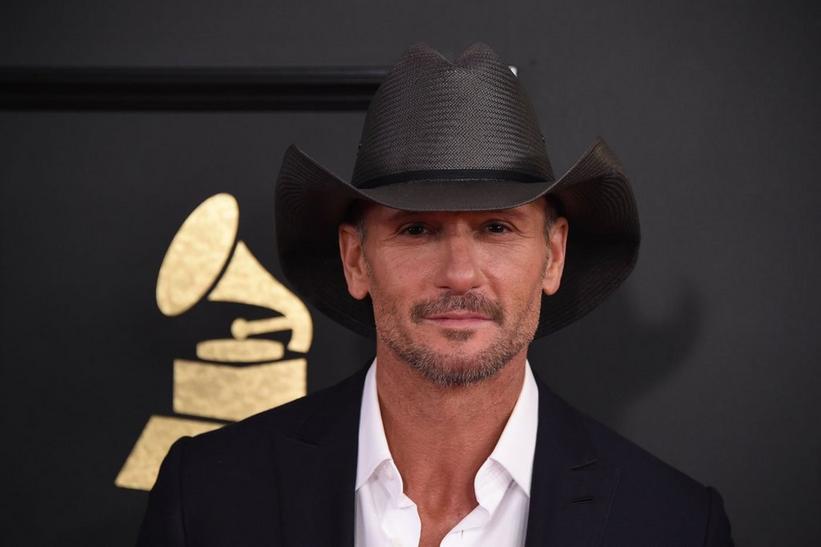Tim McGraw Releases "Humble And Kind" In Spanish