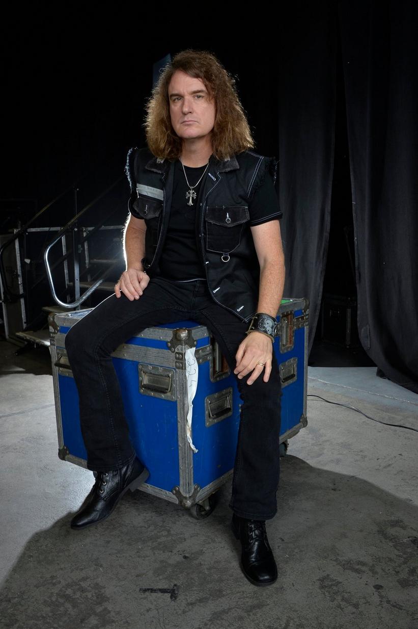 Wendy Flore - Megadeth Bassist Resurrects Indie Thrash Metal Label Combat Records