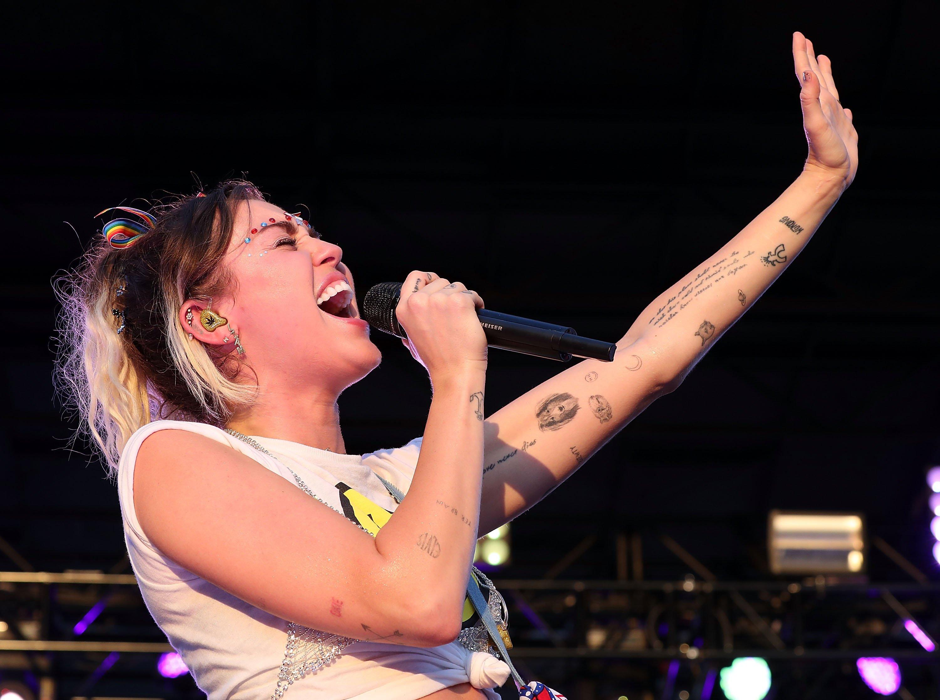 Miley Cyrus performs at the 2017 Capital Pride Concert