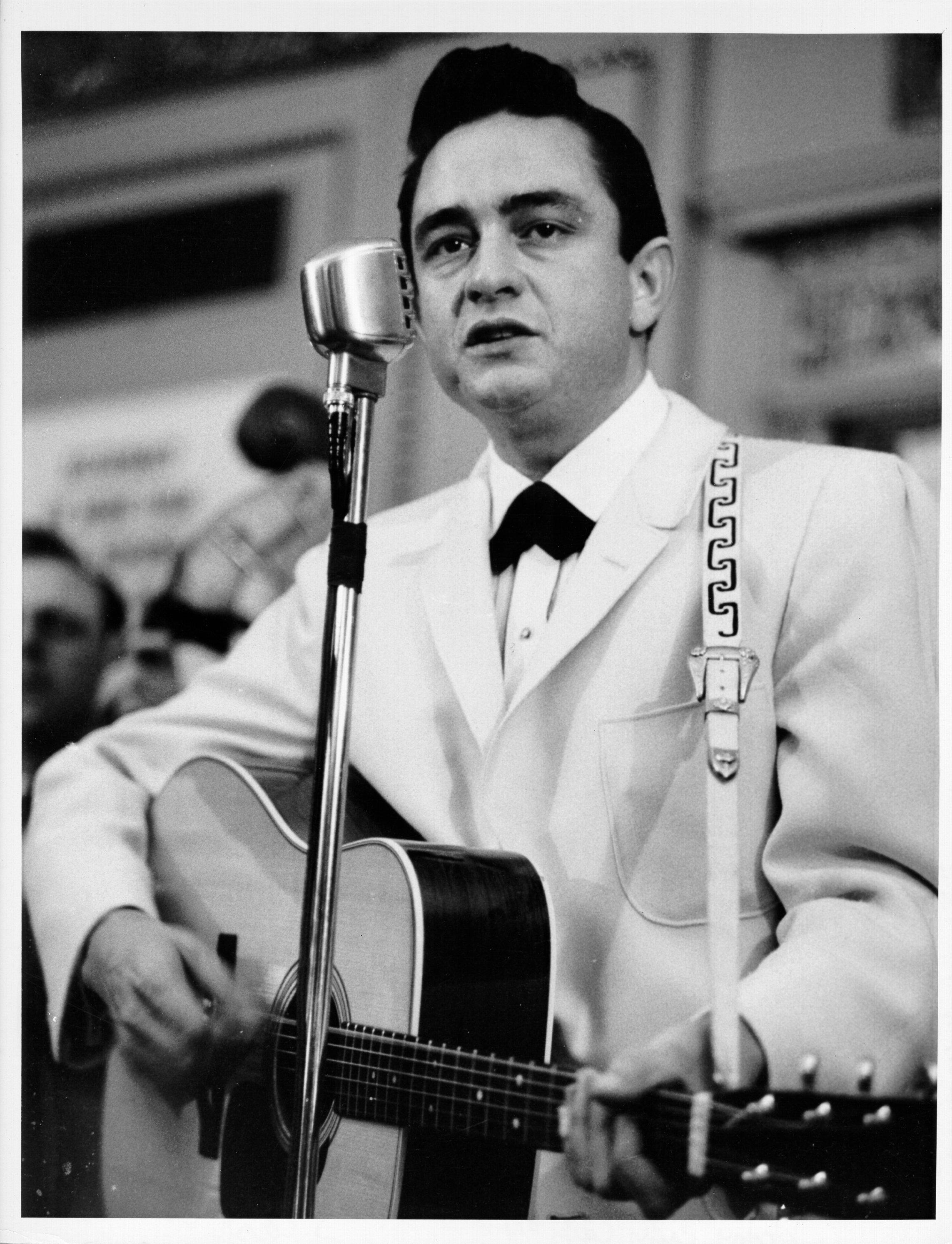 Johnny Cash onstage 1958