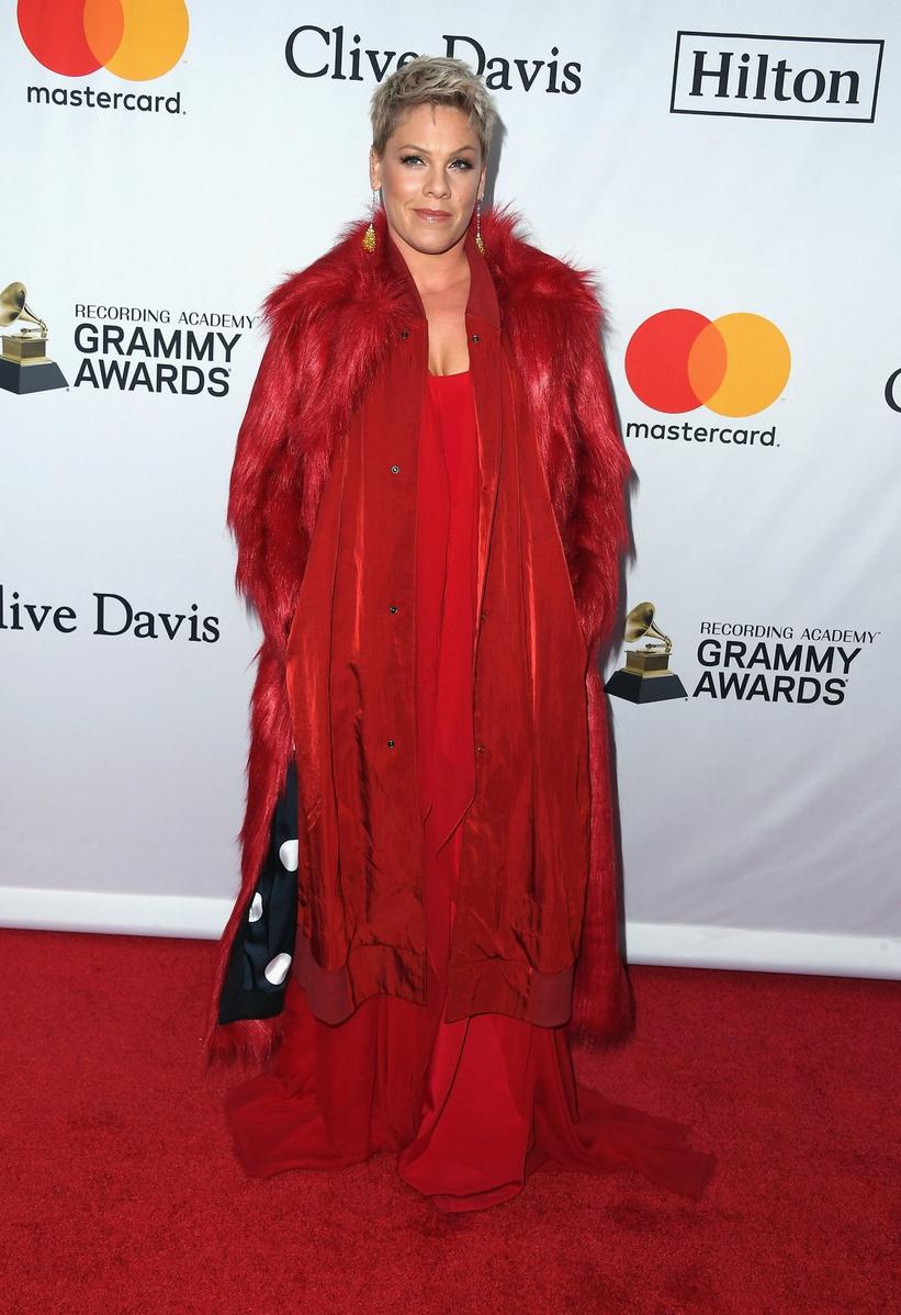 Pink, Faith Hill, Michael Bublé Among 2019 Walk Of Fame Honorees