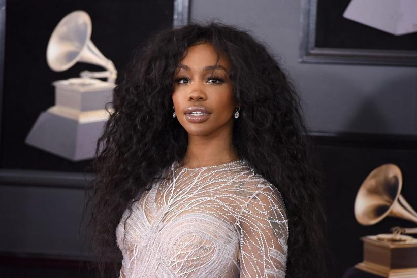 SZA Stars in Tommy Hilfiger Fall 2023 Campaign: Shop the Collection –  Billboard